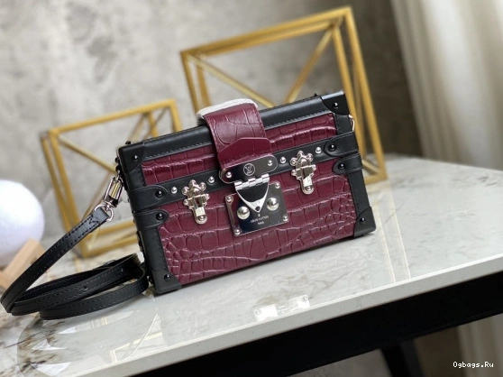 MALLE PETITE LOUIS VUITTON 0401